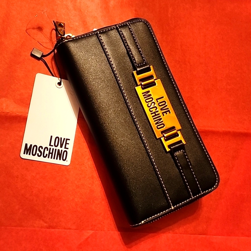 NWOB Love Moschino wallet